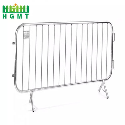 Keamanan Lalu Lintas 0,9m Steel Barricade Barrier Dengan Jembatan / Flat / V bentuk kaki