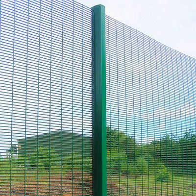 Metal PVC dilapisi 3d V Bending Welded Wire Mesh Pagar Panel Curved Pagar Untuk Pagar Taman