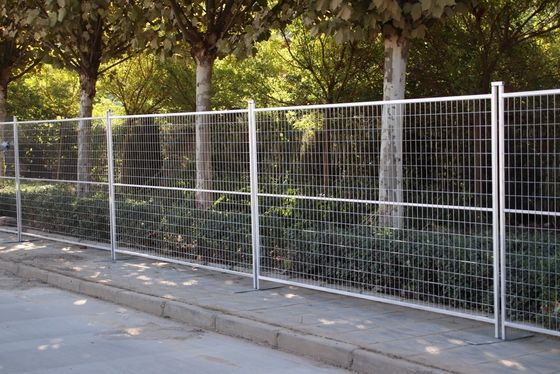 Mudah dipasang dan dilepas Temporary Security Fence Lima kaki Tinggi Australia Steel Fence