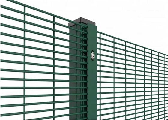 Powder Coating 358 Square Post 3mm Anti Climb Security Fencing Wire yang dilas
