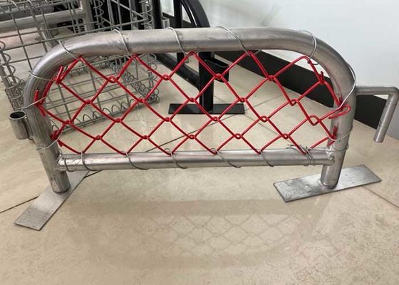 Galvanized Lebar 2,5m Chain Link Kain Pagar Untuk Aktivitas Pemberontakan