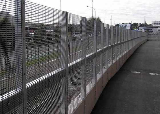 Barbed Wire Finger Proof 358 Anti Climb Mesh Tinggi 2m Penjara Mesh Pagar