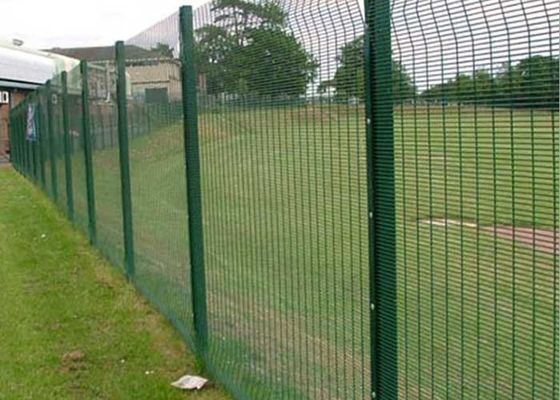 OHSAS Steel Safety Fence 4.5mm PVC Coated Wire Fence Untuk Penjara