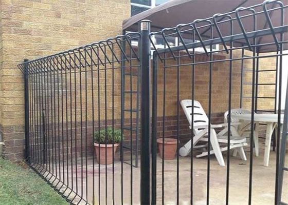H830mm Green Welded Wire Mesh Fence Galvanized Steel BRC Fencing