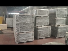 Tiang bulat galvanis hot dip sedang dikemas